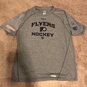 Philadelphia Flyers Reebok Stanley Cup Shirt Med